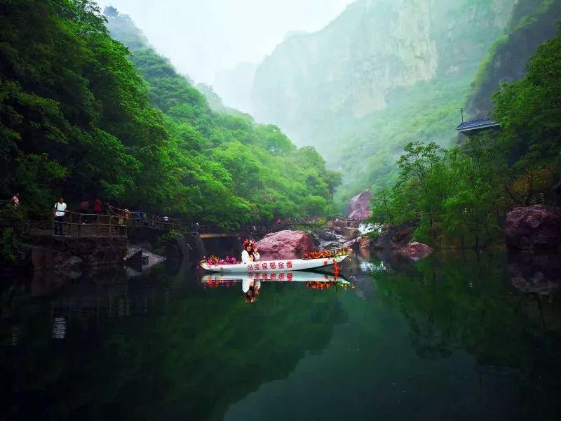 整个世界都得叫我姑奶奶？